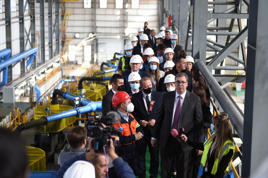 PREDSEDNIK O UDARU NA NJEGOVU PORODICU Napadaju mi decu da bi me rušili!