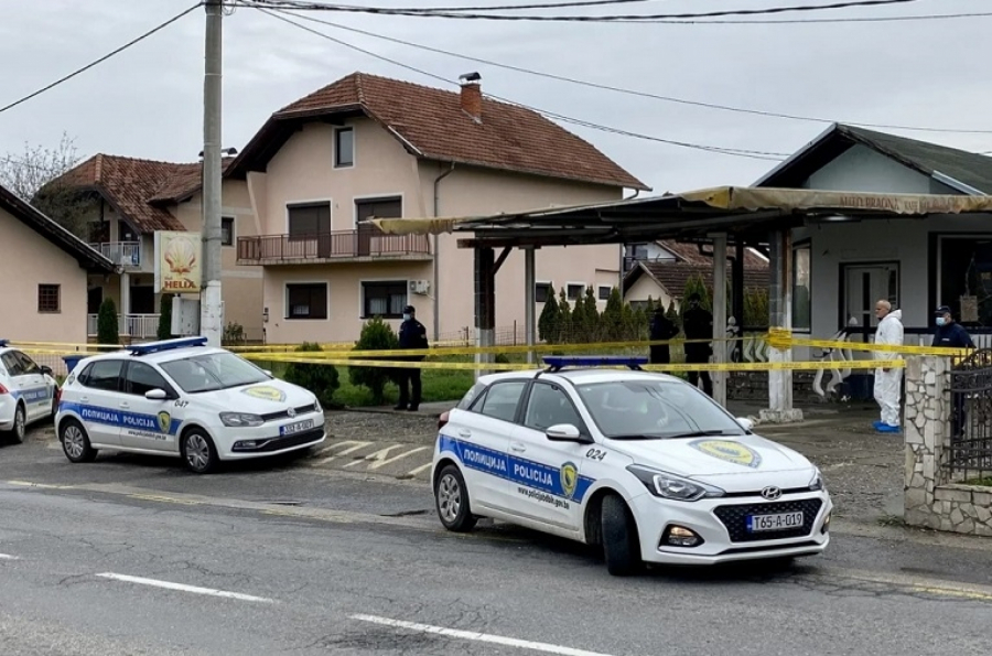 U POŽARU U BRČKOM STRADALO JE I DVOJE DECE Vatra buknula zbog upaljenih sveća