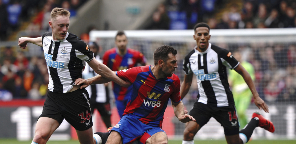 NJUKASL IZVUKAO SAMO BOD PROTIV KRISTAL PALASA!  Loš početkak "svraka" pod  novim vlasnikom, Votford napravio iznenađenje kola!