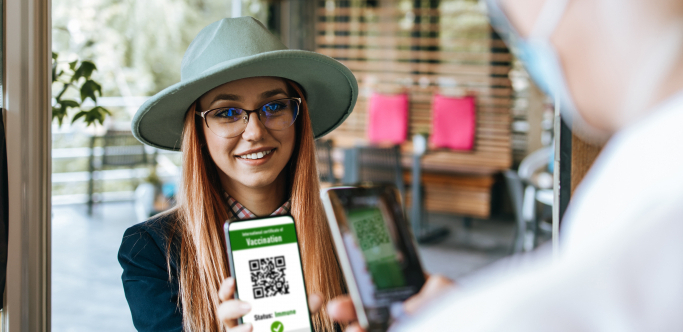 "NOVA NORMALNOST" Kazna bez kovid propusnice i do 300.000 dinara: 2.400 inspektora češlja lokale! (FOTO/VIDEO)