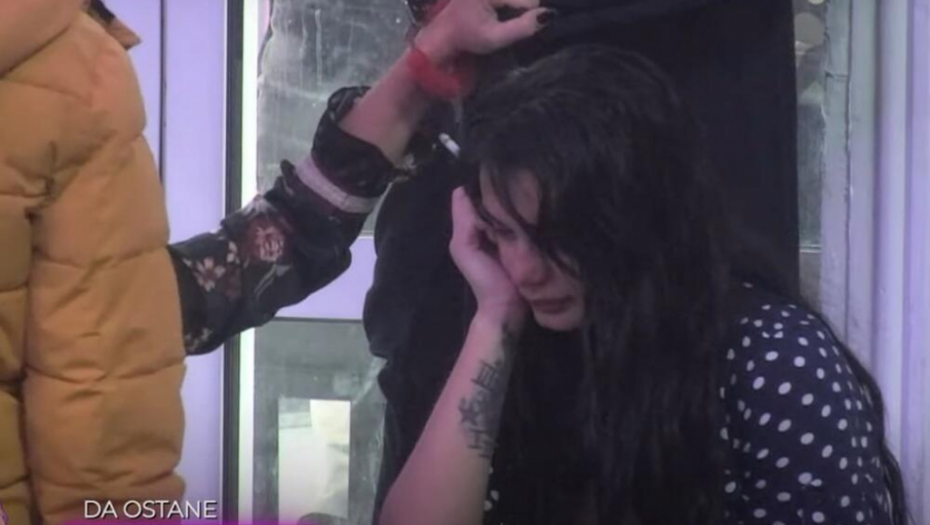 POPIJ TU PILULU I UBIJ GA! Marko ne želi ni da čuje za dete, Viktorija grcala u suzama zbog njegovih reči