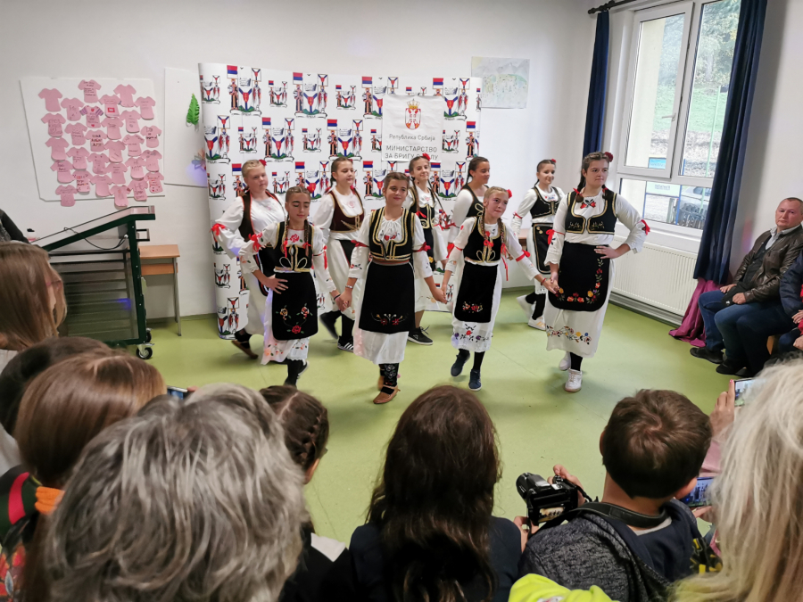 KAMENA S' RAMENA Tradicija koja se i dalje čuva u selima kod Arilja (FOTO)