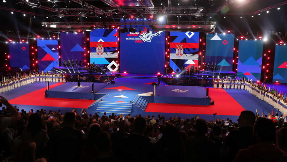 SLIKA KOJA JE OBIŠLA SVET! Počelo Svetsko prvenstvo u boksu u Beogradu! (FOTO, VIDEO)