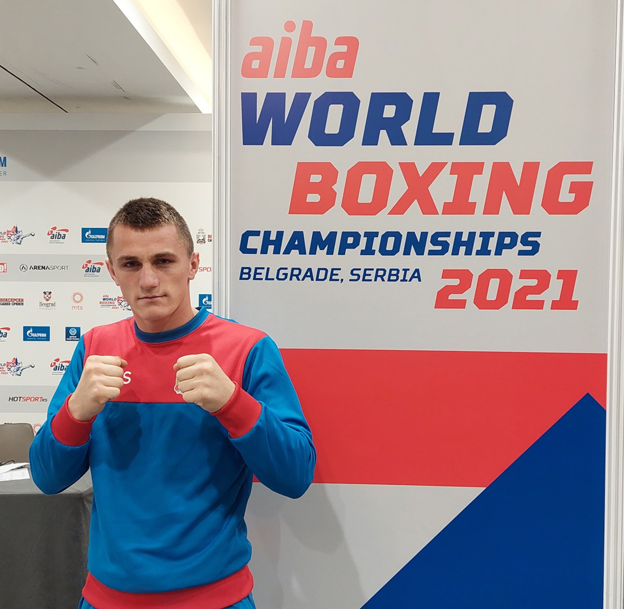 Fjodorov za Srbiju probija led na Svetskom prvenstvu u boksu!