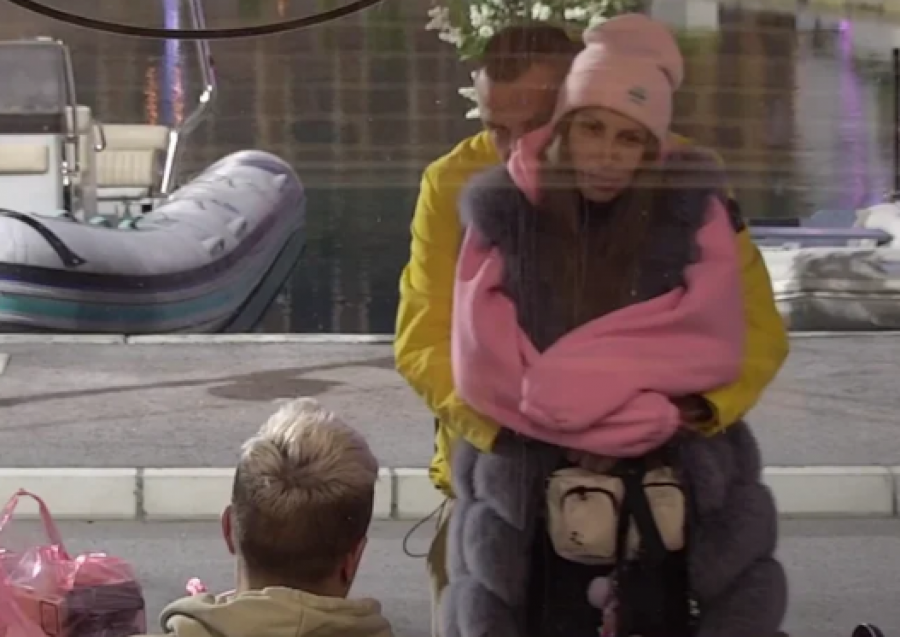 PRIBIO JE UZ TELO DOK SU IH SVI GLEDALI Strasti između Dalile i Cara se ne smiruju