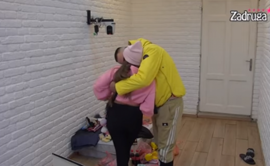 DOVEDITE MATIČARA! Dejan će se srušiti od muke kad ovo vidi, Car i Dalila kao bračni par