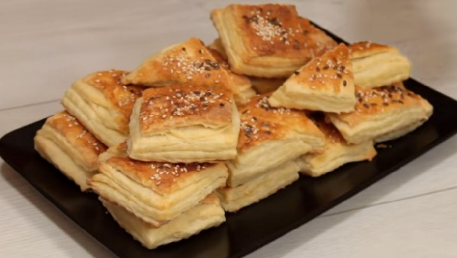 PREDIVAN RECEPT IZ BAKINE BELEŽNICE Pogačice sa pavlakom, fantastično mekane, nećete znati kad je dosta