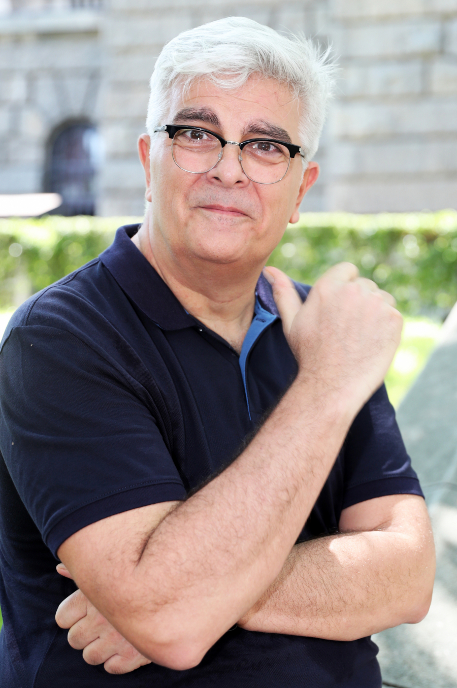 VREME JE DA BUDU KAŽNJENI Lekari, političari i estradnjaci složni da su Manojlovićeva i Stanković preterali: Policija i tužilaštvo da reaguju na neobrazovanu Radu i Milana!