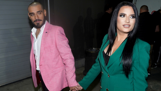 ŽENI SE DARKO LAZIĆ! Pevač i njegova devojka Barbara planiraju svadbu za 2022, biće megalomanska, a evo šta pevačica kaže o svekrvi!