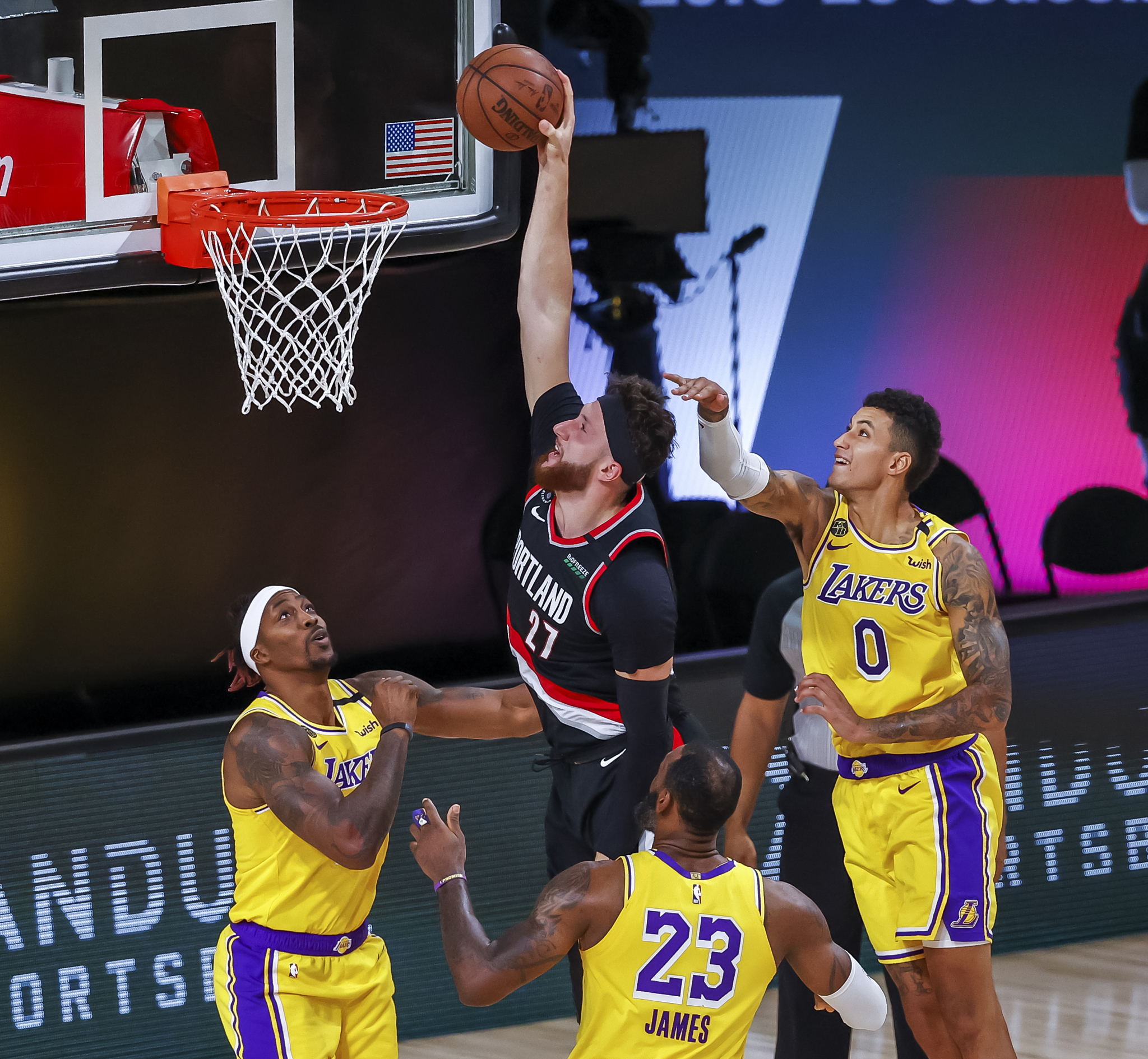 ČOVIĆ BRUTALNO ZAPUŠIO USTA NURKIĆU! Predsednik Zvezde se oglasio: Lako je glumiti vikend nacionalistu!