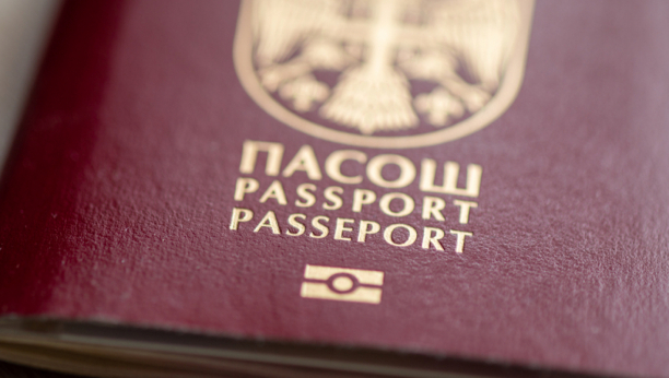 PLATI DA UĐEŠ U EU! Od Nove godine počinje primena novih pravila za putnike iz Srbije koji kreću u inostranstvo