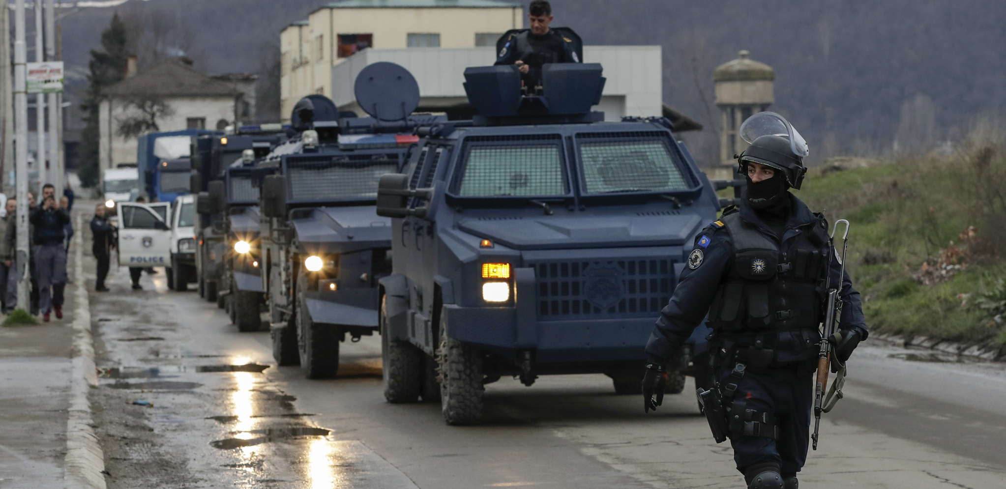 KOSOVSKA POLICIJA UPALA U ŠTRPCE Akcija u toku, uhapšeno 10 osoba