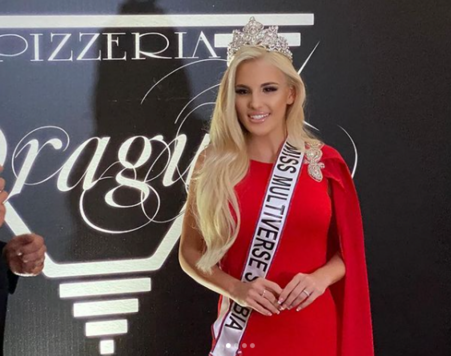 KITILI SU ME ZLATOM, DOBIJALA SAM AUTOMOBILE I NOVAC Sara Reljić za Alo! o najvećem bakšišu, izboru za mis, i emotivnom statusu