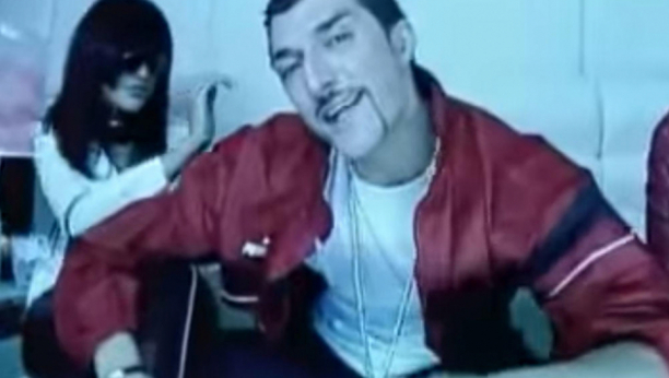 NIKADA GA NE BISTE PREPOZNALI Totalna transformacija pevača, evo kako izgleda i čime se bavi nekadašnji srcelomac