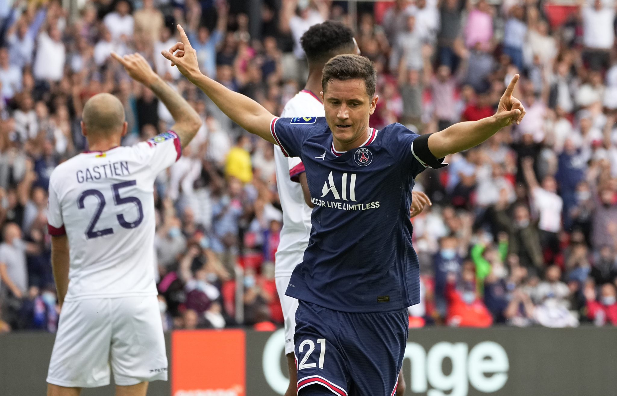 HAOS U PARIZU! Zvezdu PSŽ-a pokrala prostitutka!