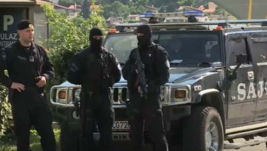 AKCIJA HAPŠENJA U REDOVIMA POLICIJE Pala tri pripadnika Specijalne antiterorističke jedinice