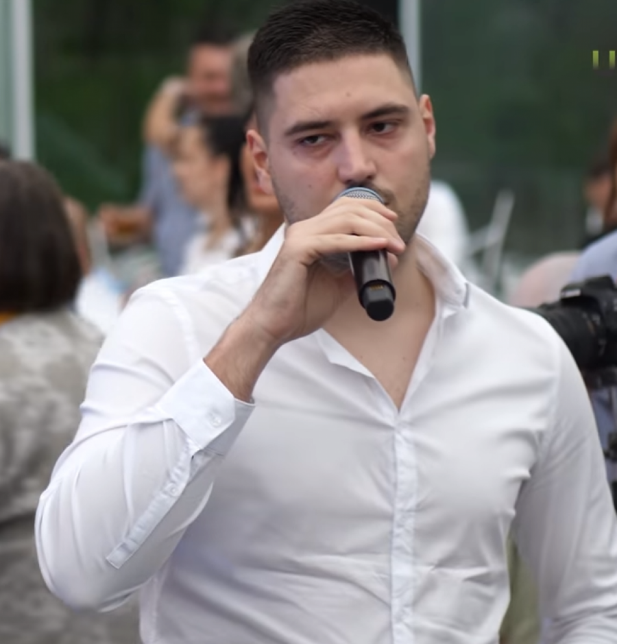 NEVIĐENI BLAM! LJUBA PERUĆICA NA NASTUPU KIPTIO OD BESA! Hteo sam nekoga da ubijem, gurali smo se i otimali oko mikrofona