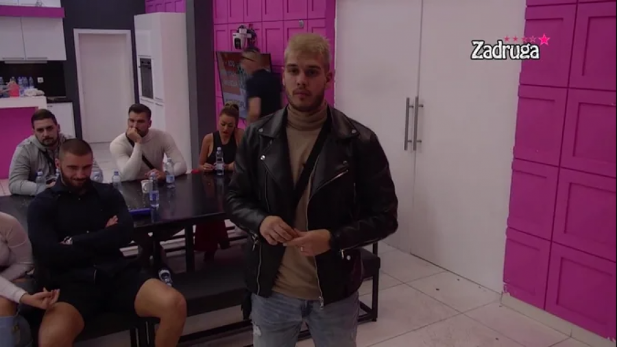 DALILA OPET LOMILA SVE PRED SOBOM Raskinula sa Carem pred svima, pa pravila haos po imanju!