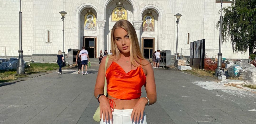 NAJLEPŠA FUDBALERKA NA SVETU ODABRALA DA IGRA ZA HRVATSKU! Slikala se ispred Hrama Svetog Save, izgleda nestvarno, a sada je saznala sjajne vesti! (FOTO)