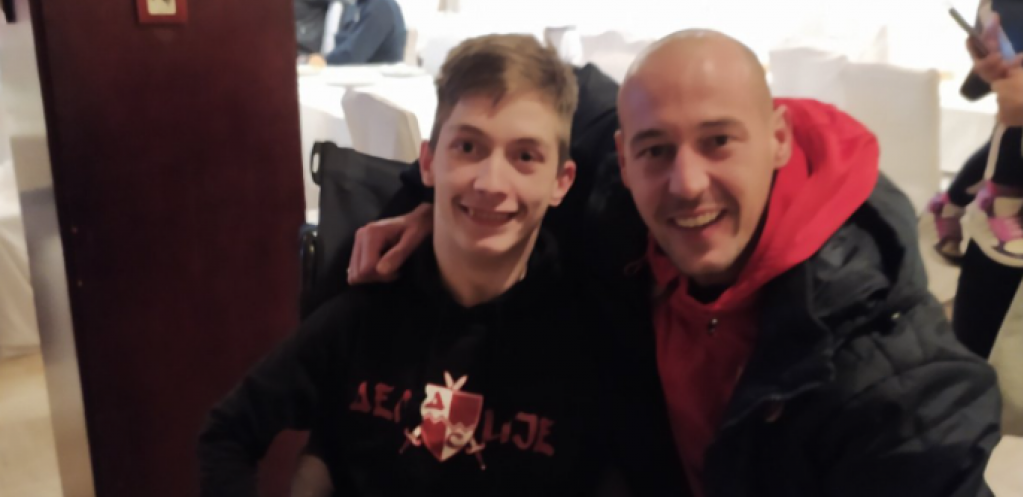 ZVEZDA PONOVO POKAZALA VELIČINU! Crveno-beli i Milan Borjan ispunili san Milošu, a za sve je "kriva" njegova tetka! (VIDEO)