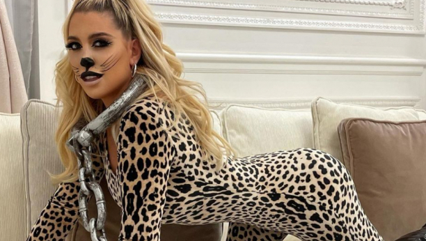 NEVALJALA TIGRICA! Se*si Vanda obuka provokativni kostim i "zapalila" društvene mreže! (FOTO)