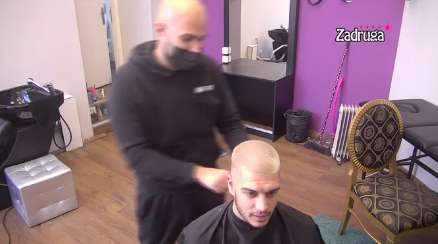 DEJAN OPET PROMENIO FRIZURU Dragojević raspoložen za novu transformaciju, evo kako sada izgleda!