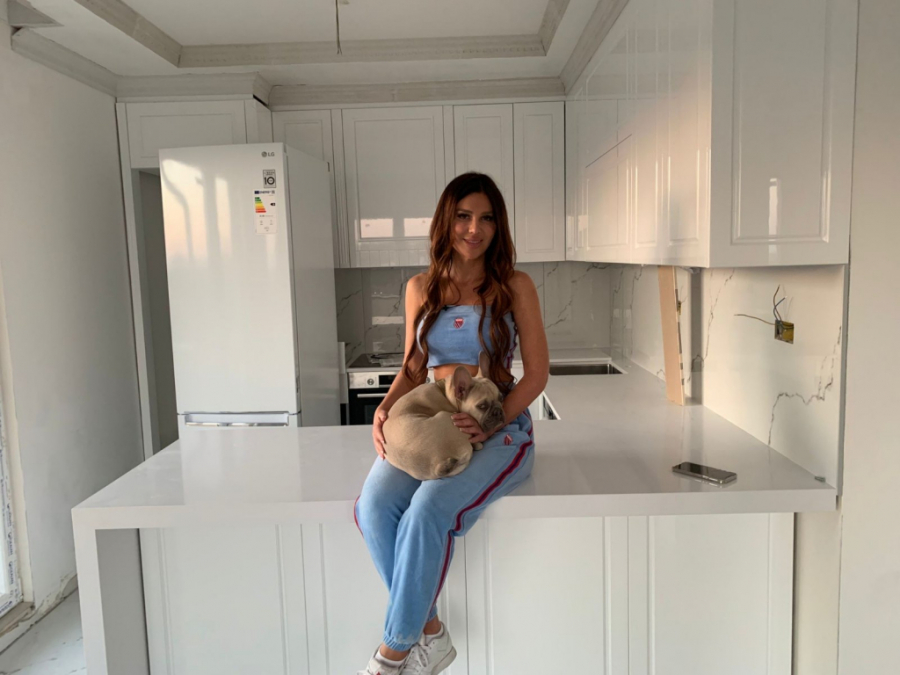 PLAŠIM SE DA ĆE DEJAN POLUDETI ZBOG DALILE Maja Nikolić oplela po rijaliti učesnicima, pa dodala: Rijaliti se pretvorio u duhovnu prostituciju!