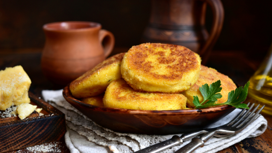 JELO DOSTOJNO KRALJEVA: Pljeskavica od krompira punjena sirom, prava harmonija ukusa!