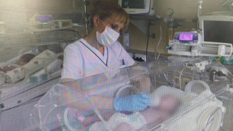 DOBRE VESTI SA INSTITUTA ZA MAJKU I DETE Beba skinuta sa respiratora posle dve nedelje