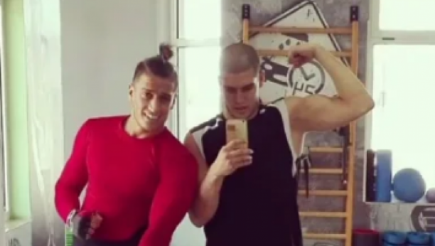 SVI KAŽU DA MNOGO LIČE Ovo je sestra Dejana i Davida Dragojevića, a evo zbog čega je izbrisala brata iz svog života (FOTO)