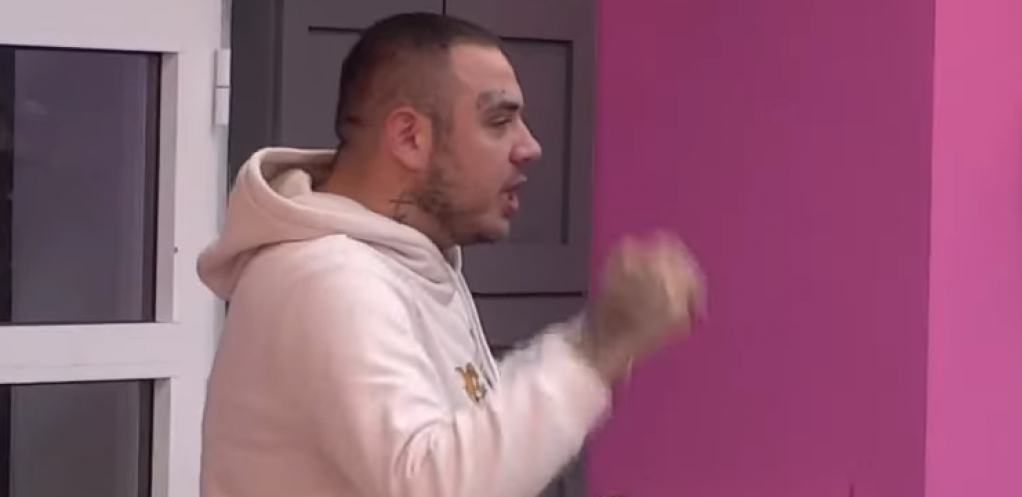 VIŠE NIJE NAJPOŽELJNIJA! Car titulu prosledio drugoj devojci, svi čekali Dalilinu reakciju, ona se razbesnela!