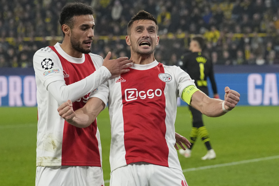 TRENER AJAKSA OPLEO PO TADIĆEVIM KRITIČARIMA Strašno ga napadaju, a evo na kom su nivou oni bili u Dušanovim godinama