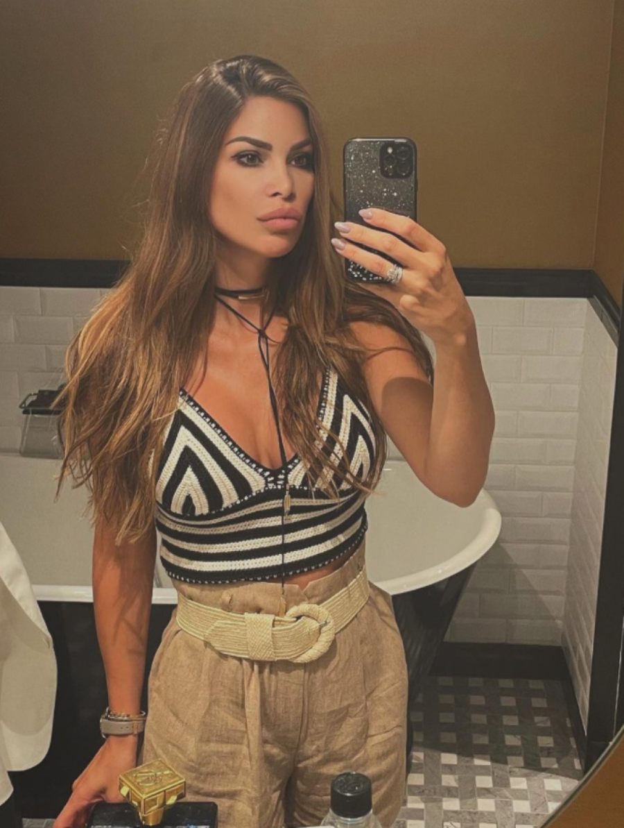 PRAVI PI*VAJZ Srpska voditeljka upoznala dečka sa roditeljima, neprijatna situacija nastala nakon jedne rečenice njenog oca