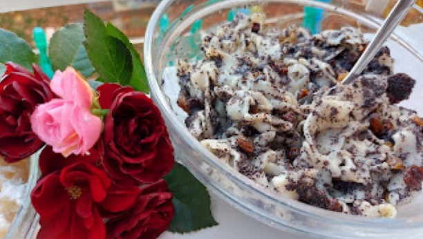 NAPRAVITE RUČAK I DESERT U ISTO VREME Slane i slatke makarone, brzo i lako se sprema, a uživa natenane (VIDEO)