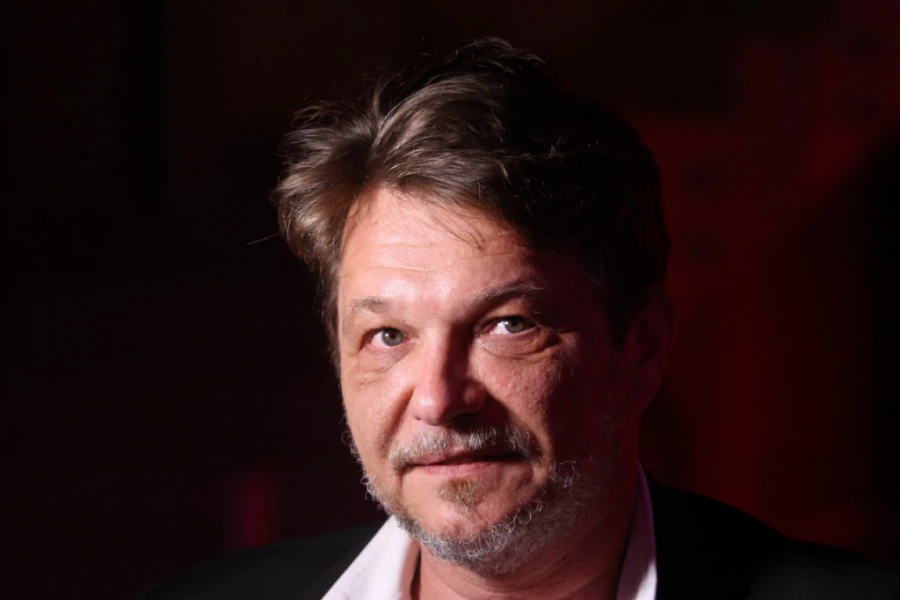 OVO NIKO NIJE ZNAO! Otkriveno kako je Dragan Bjelogrlić živeo u Americi, spominje se i KOCKANJE: Prijatelj ga potpuno RAZOTKRIO!