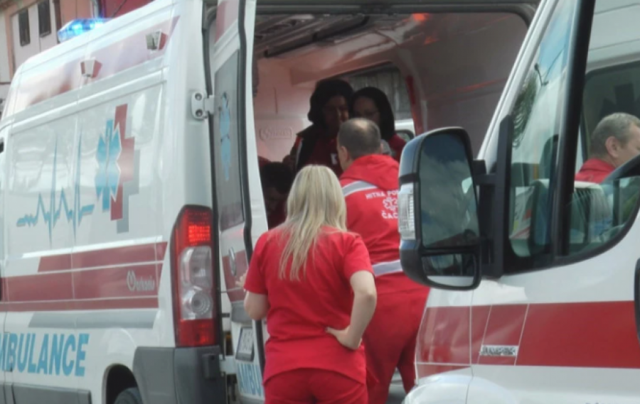 LEKARI SE BORE ZA ŽIVOT DEVOJČICE I ŽENE POVREĐENIH KOD KOVILJA U tom udesu danas je poginuo hrvatski državljanin