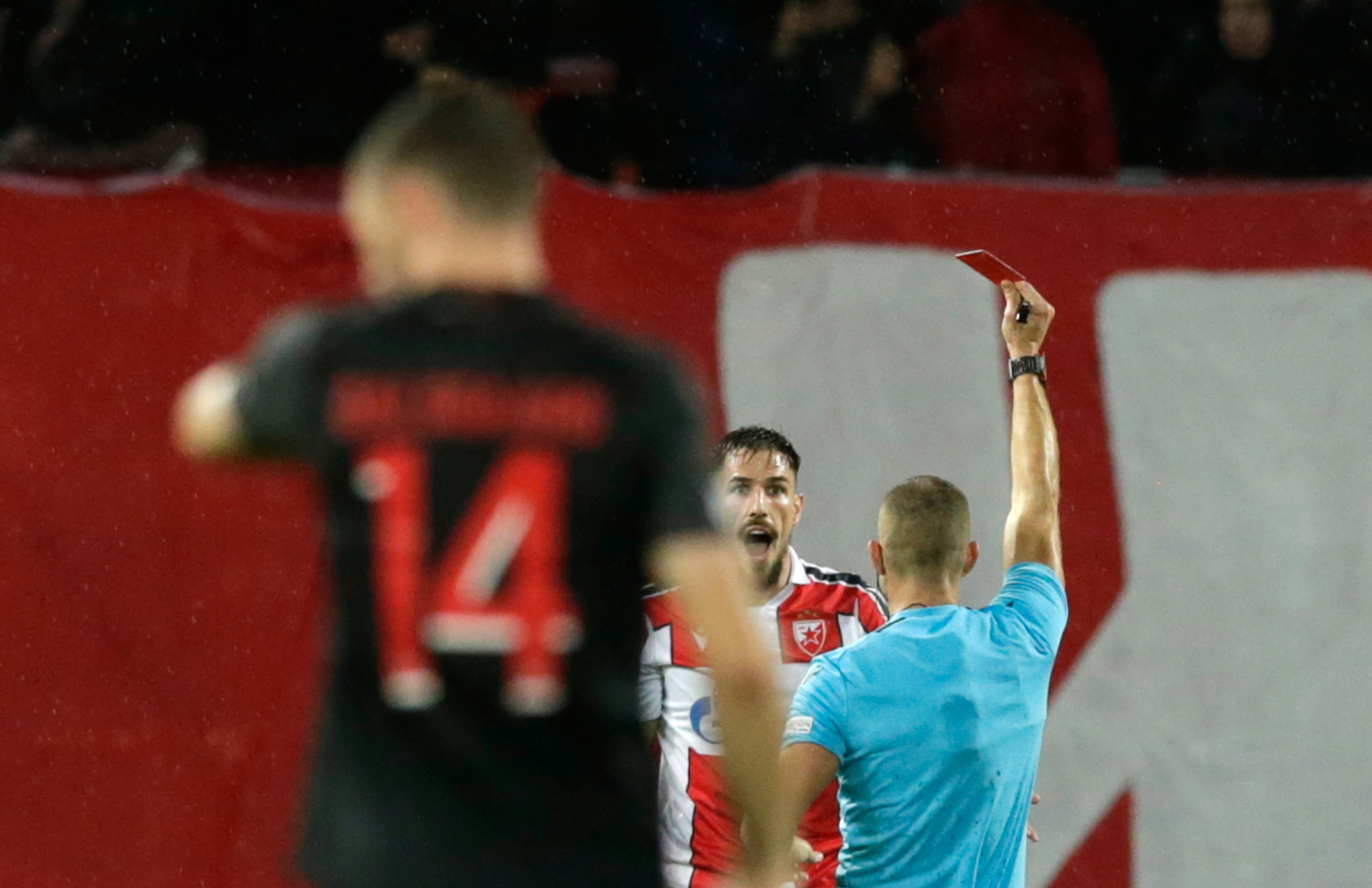 RAZOČARAO SAM TOLIKO LJUDI! Oglasio se tragičar Zvezdinog poraza od Midtjilanda!