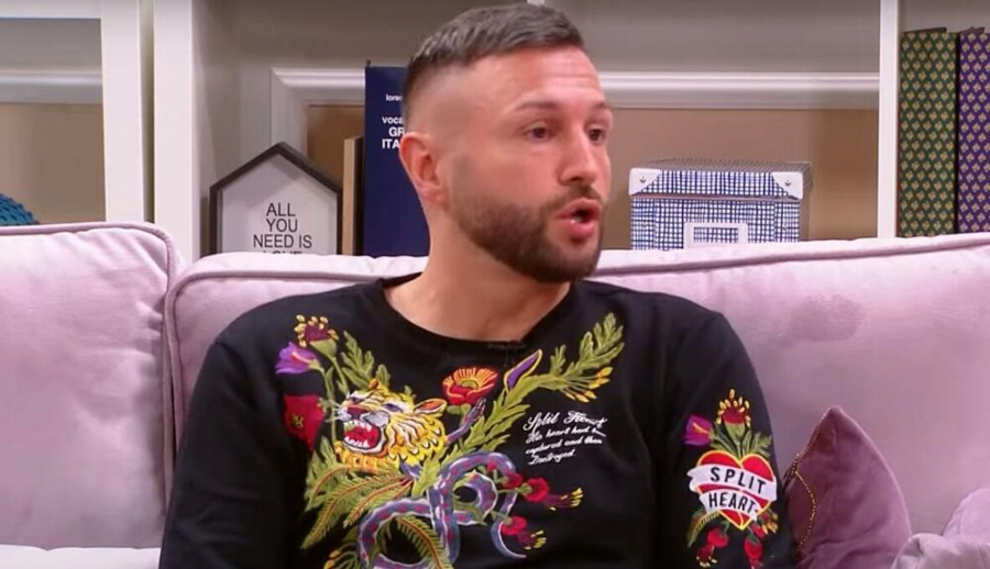 OBELEŽEN ZA SVA VREMENA Ša otkrio da pokušava da nađe devojku, ali  mu one stalno spominju Ivanu!