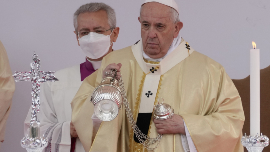 MOGUĆA POSETA UKRAJINI Papa Franja razmatra mogućnost da poseti Kijev