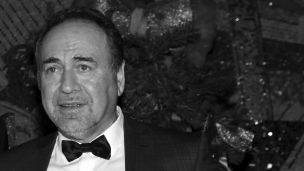 KIDAJU DUŠU! Poznati kompozitor otkrio stihove poslednje neobjavljenje pesme Marinka Rokvića, pevač je naslutio smrt, a nakon čitanja ćete zaplakati