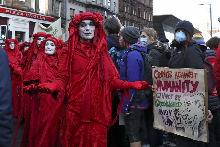 SABLASNO OBUČENI HODAJU KROZ GLAZGOV Hiljade demonstranata: 