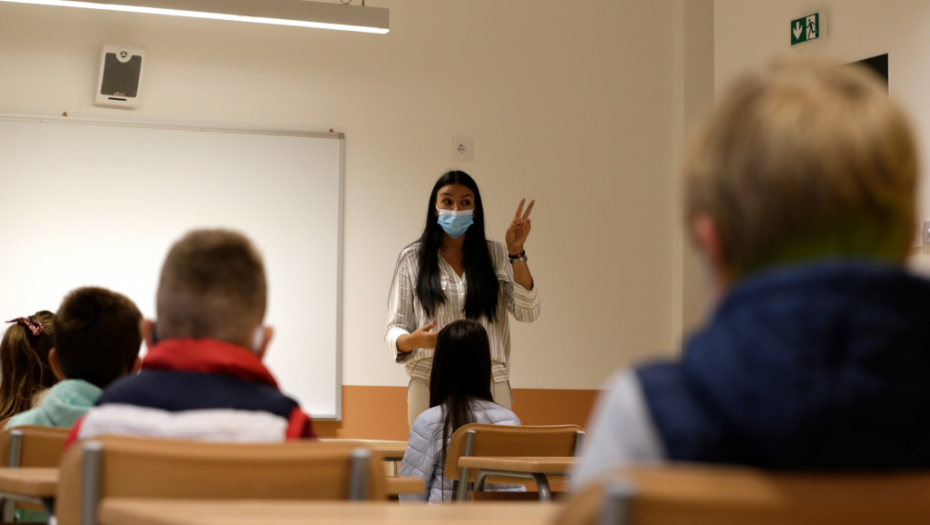 IZMENE U ŠKOLOVANJU U zakonu da školska godina počinje himnom, POSEBNE promene u načinu ocenjivanja
