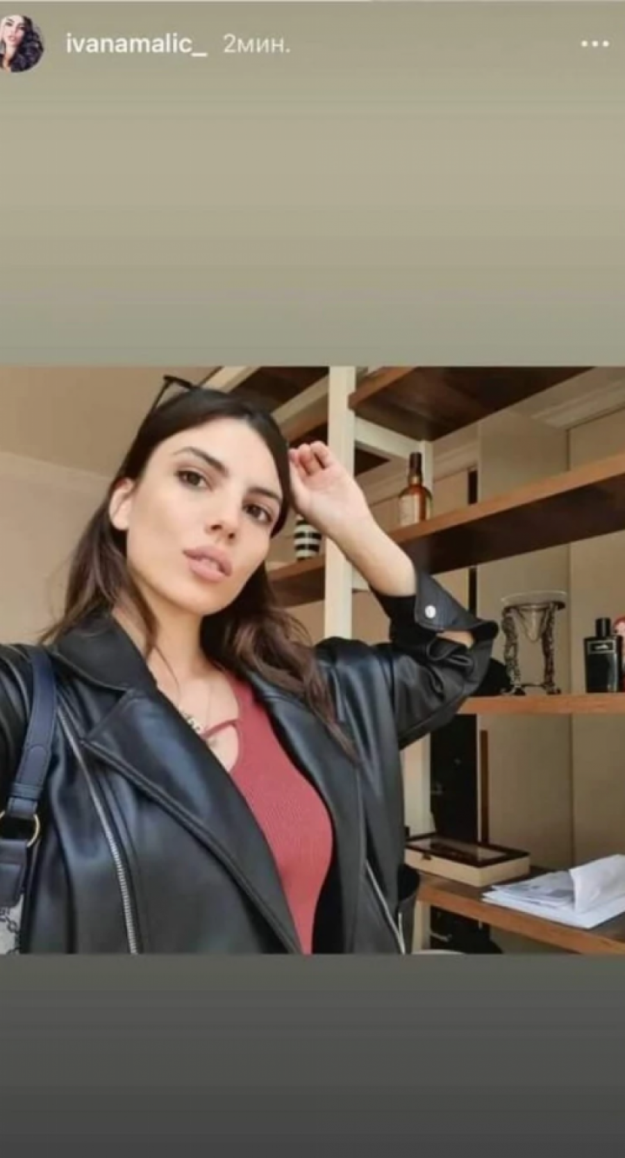 MILOŠ BIKOVIĆ JOJ JE MODNI DETALJ! Fanovi glumca besni na njegovu devojku, a evo šta je razlog!