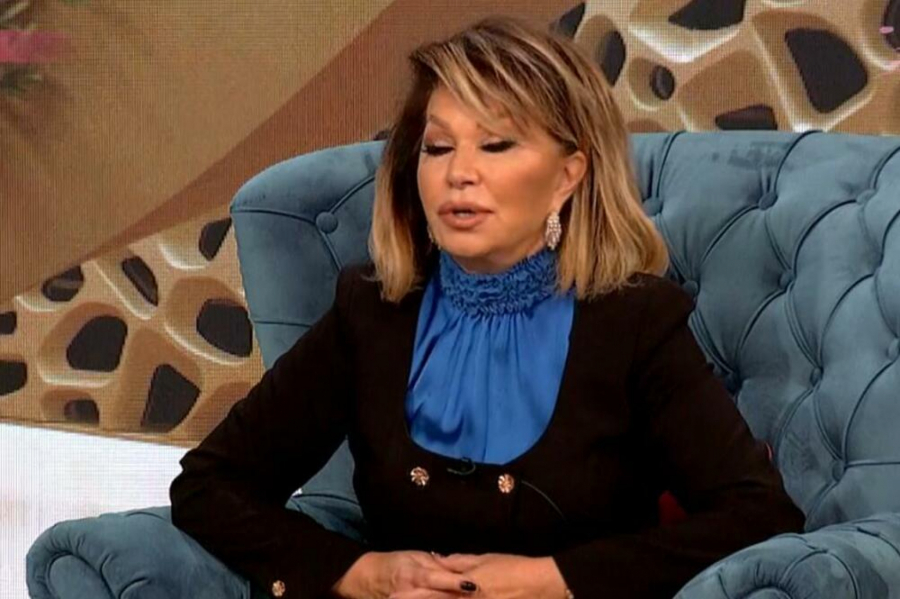 ZLOKOBNE REČI NEDE UKRADEN! Pevačica zaintrigirala javnost porukom, svi se pitaju što joj je to trebalo