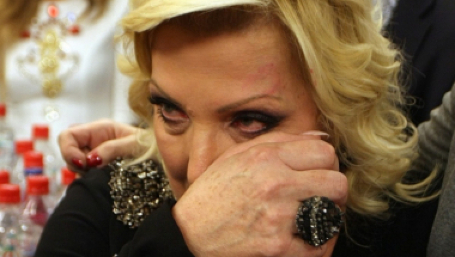 BORI SE, NIJE JOJ LAKO! Snežana Đurišić otkrila kroz koji pakao Ana prolazi dok njen Mrka bije najvažniju bitku u životu!