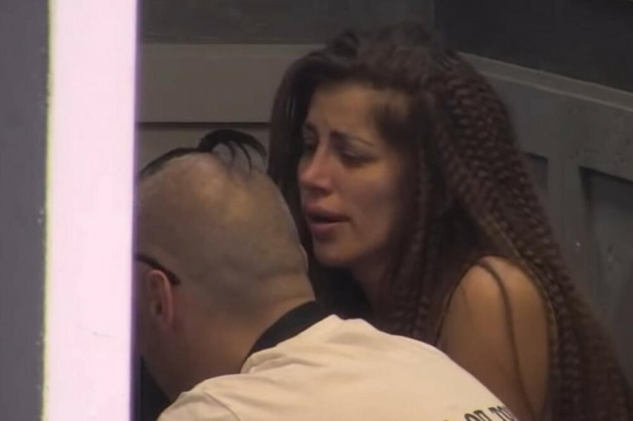 OBRUKALA JE NAŠE MESTO! Komšije Daliline majke otkrivaju da Emina ne sme iz kuće da izađe zbog sramote, a tu nije kraj njenoj patnji!