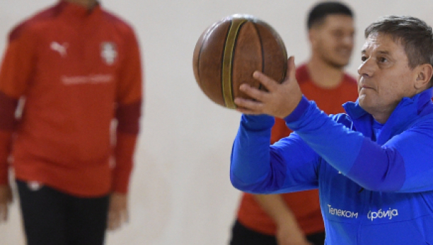 SELEKTOR NAJAVIO VELIKE STVARI Tek treba da uradimo nešto!