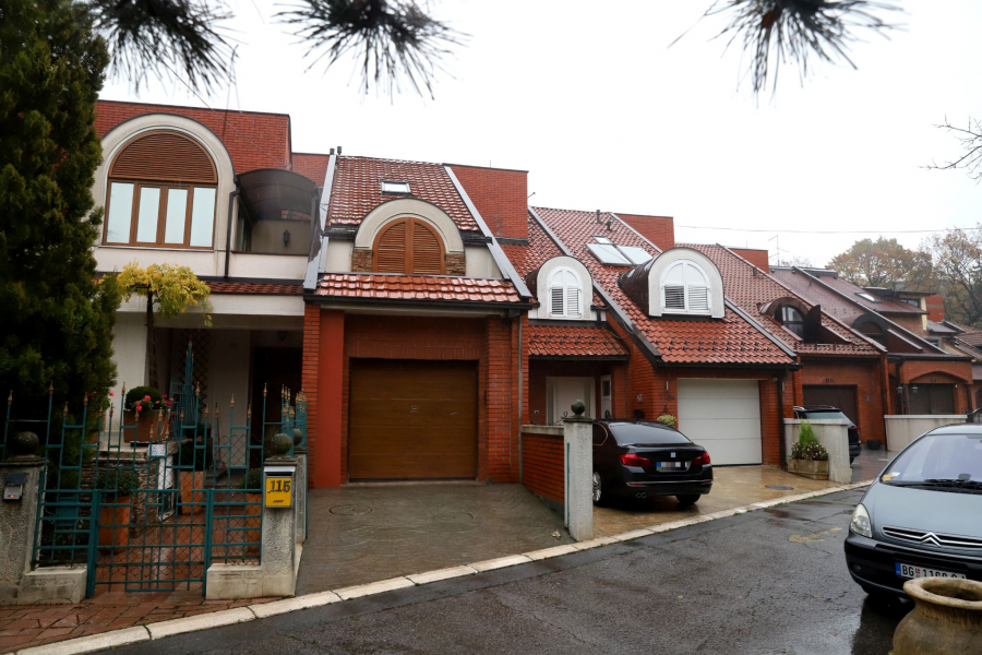 OVO JE KUĆA KOJU JE MATIĆ KUPIO OD ROKVIĆA Radovi u toku, a Marinko je jedva čekao da mu Saša postane i komšija! (FOTO)