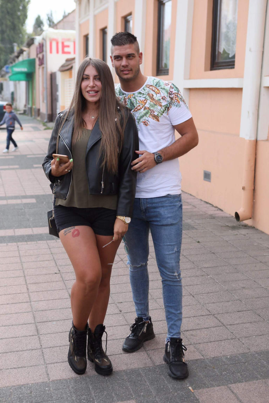 NE VOLI NI SEBE, A KAMOLI DRUGE Ša opleo po Dalili i otkrio koji je njen cilj zapravo!