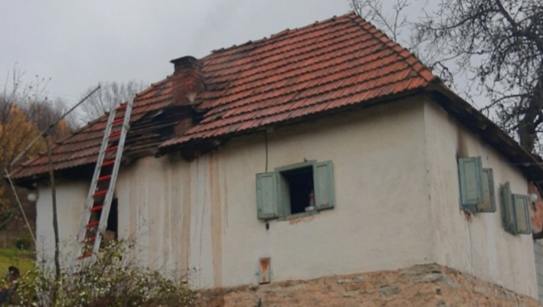 DETALJI TRAGEDIJE KOD ARILJA U požaru nastradali muškarac (69) i njegov pas, vatrogasci zatekli ugljenisano telo